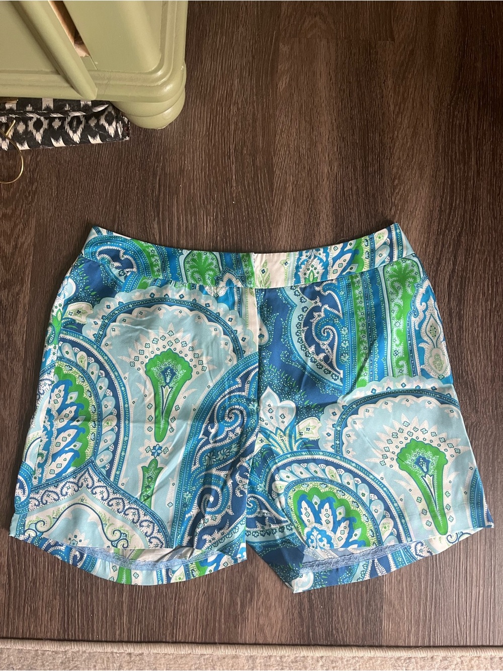 Women's Blue & Green Paisley Shorts